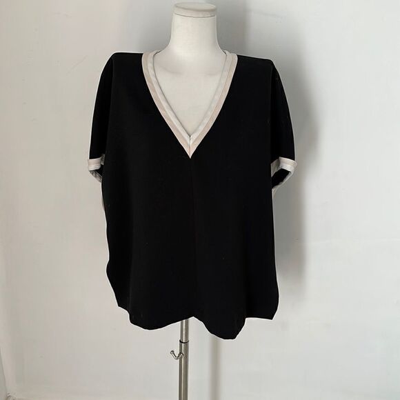 Marie Oliver Black V Neck Batwing Sleeve Blouse - Picture 1 of 6